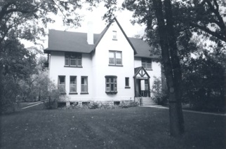 Black and white photo of building prior to renovations